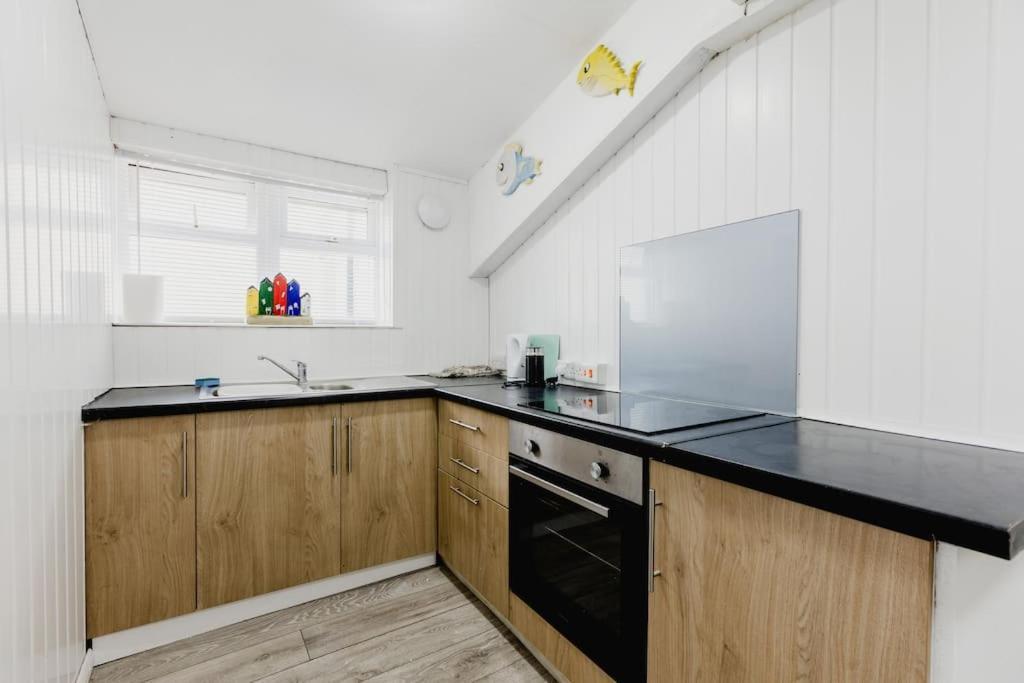 Coastal Getaway 2 Bed * Withernsea