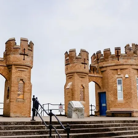 Withernsea Coastal Getaway 2 Bed Apt Exterior photo